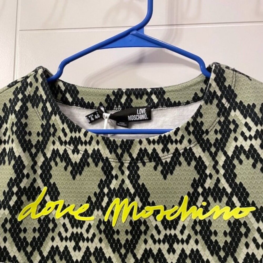NWT Love Moschino Heart Logo Long Sleeve Snakeskin Fitted Dress Green Size 4 - Picture 6 of 16